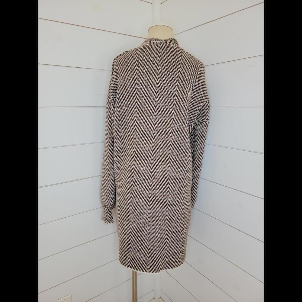 NWT HYFVE Large brown & white chevron cardigan sweater - Picture 2 of 4